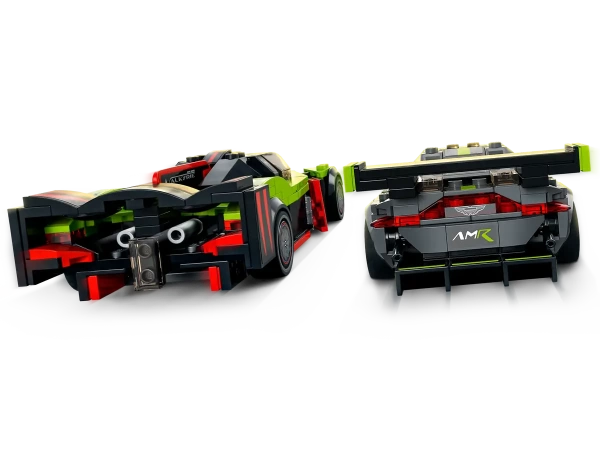 Aston Martin Valkyrie AMR Pro and Aston Martin Vantag 76910